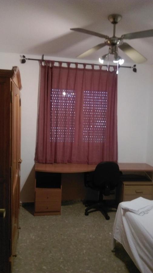 Piso Muy Amplio En Malaga . 아파트 외부 사진